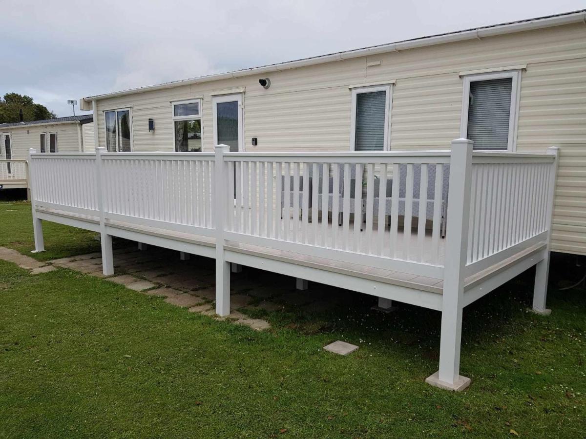 D & A Short Breaks - St Margarets Bay, Dover Hotel Saint Margaret's at Cliffe Bagian luar foto