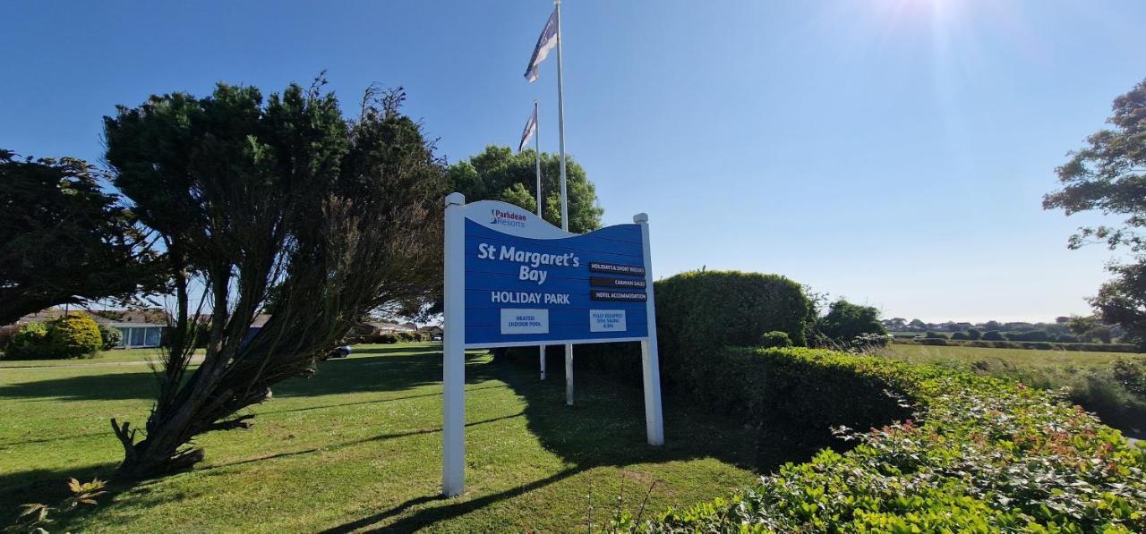 D & A Short Breaks - St Margarets Bay, Dover Hotel Saint Margaret's at Cliffe Bagian luar foto